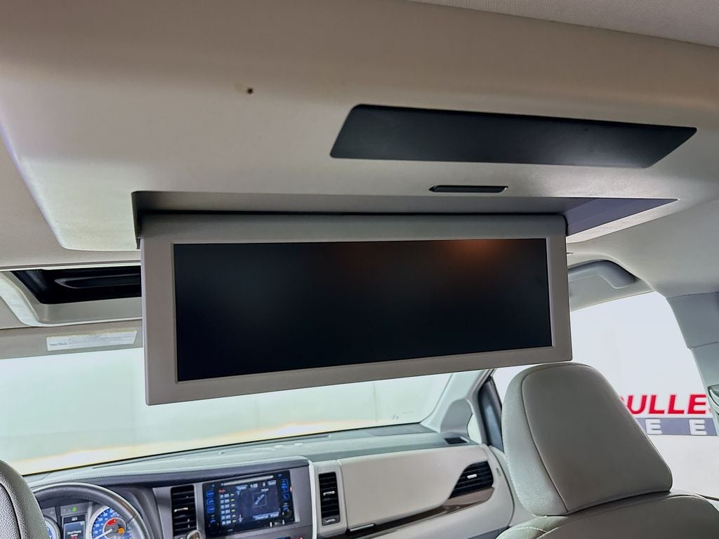 2017 Toyota Sienna XLE Premium 7 Passenger