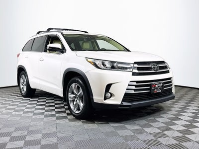 2017 Toyota Highlander Limited -V6 AWD