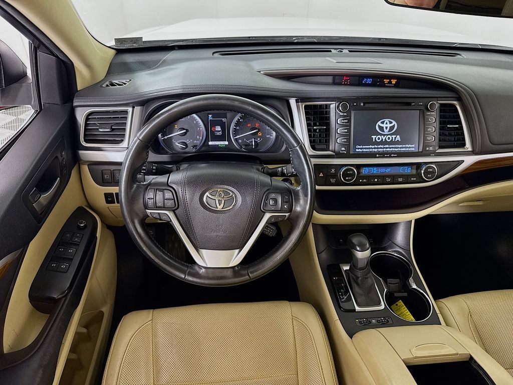 2017 Toyota Highlander Limited -V6 AWD