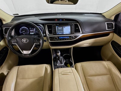 2017 Toyota Highlander Limited -V6 AWD