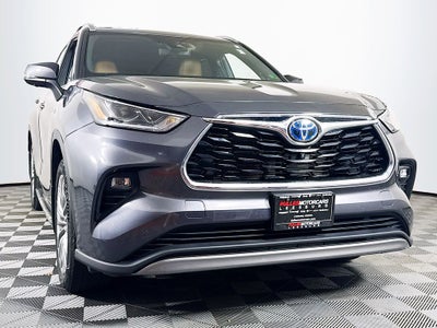 2023 Toyota Highlander Platinum