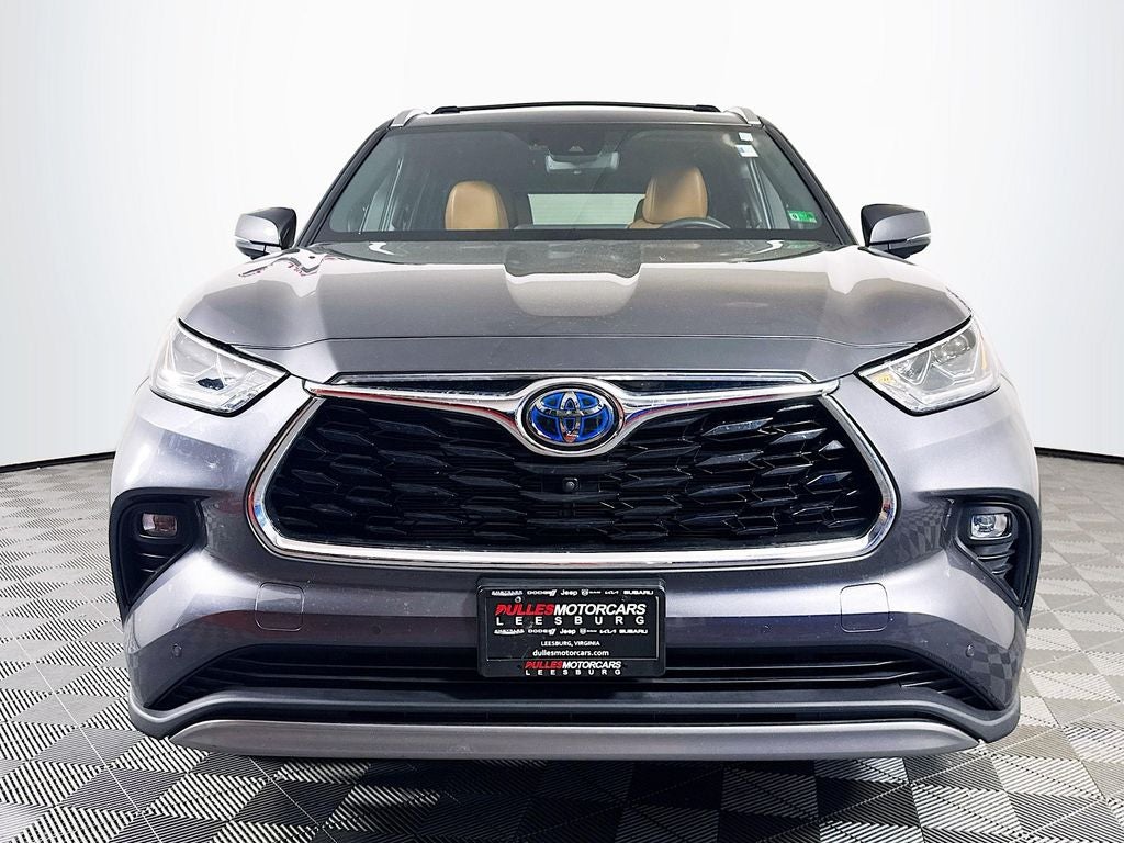 2023 Toyota Highlander Platinum