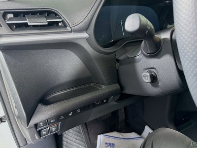 2025 Toyota Sienna Platinum-Hybrid 7 Passenger