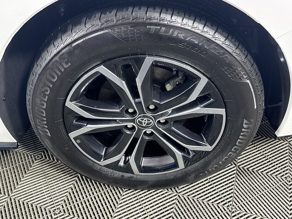 2025 Toyota Sienna Platinum-Hybrid 7 Passenger