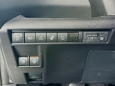 2025 Toyota Sienna Platinum-Hybrid 7 Passenger