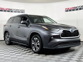 2021 Toyota Highlander Hybrid XLE