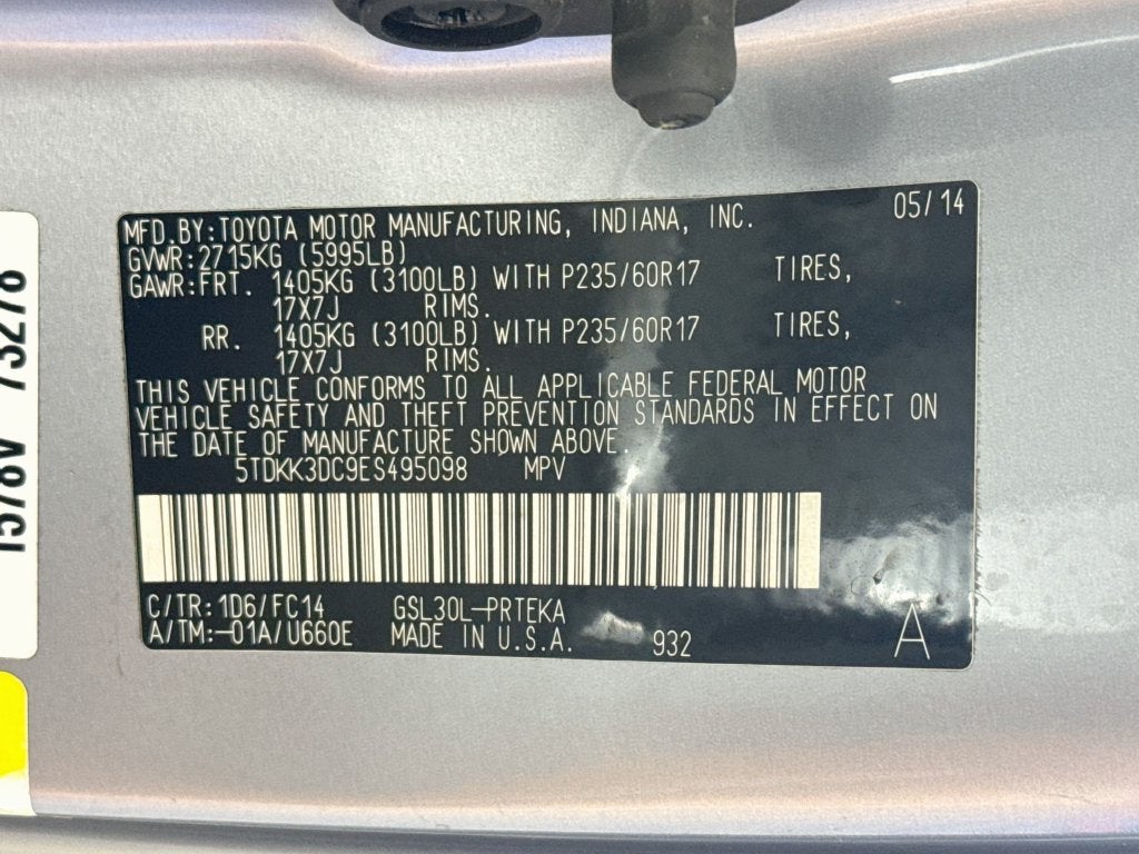 2014 Toyota Sienna LE 8 Passenger