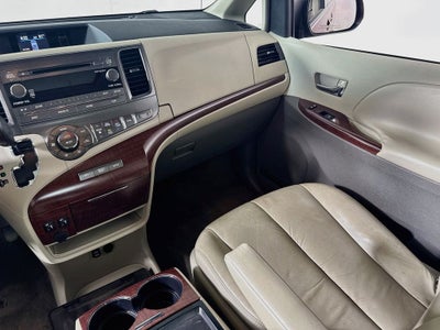 2011 Toyota Sienna XLE