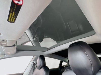 2018 Tesla Model 3 Performance