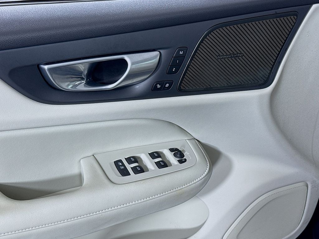 2024 Volvo S60 Recharge Plug-In Hybrid Ultimate