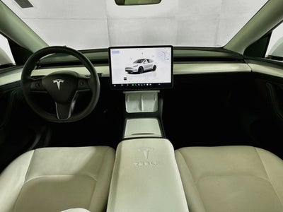 2024 Tesla Model Y Long Range