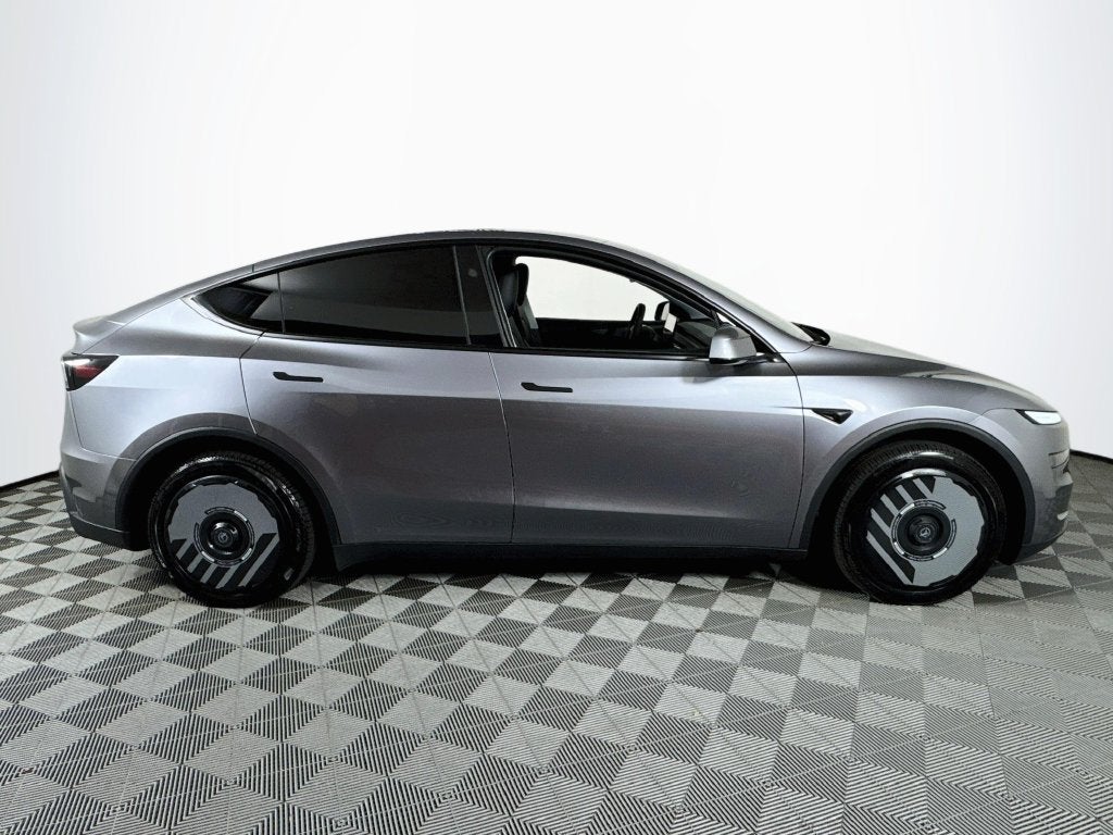 2026 Tesla Model Y Long Range