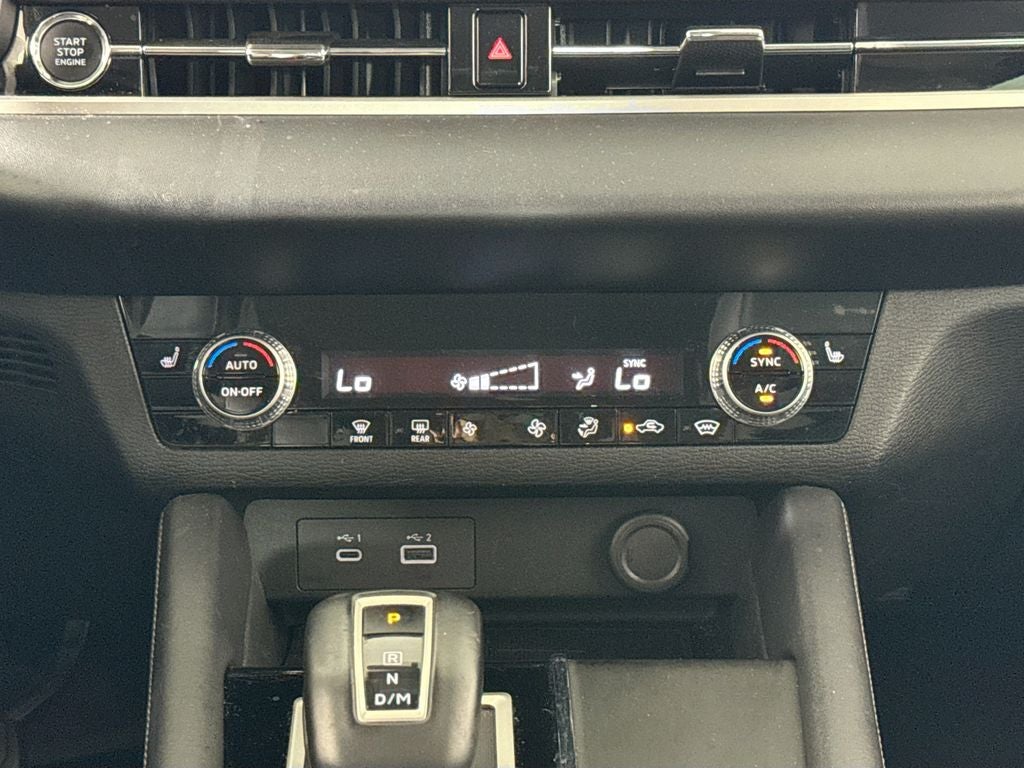 2023 Mitsubishi Outlander SE