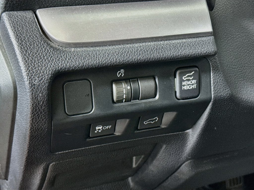2015 Subaru Forester 2.0XT Touring 4Dr-CVT