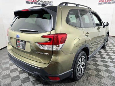 2024 Subaru Forester Premium