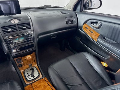 2004 INFINITI I35 Luxury