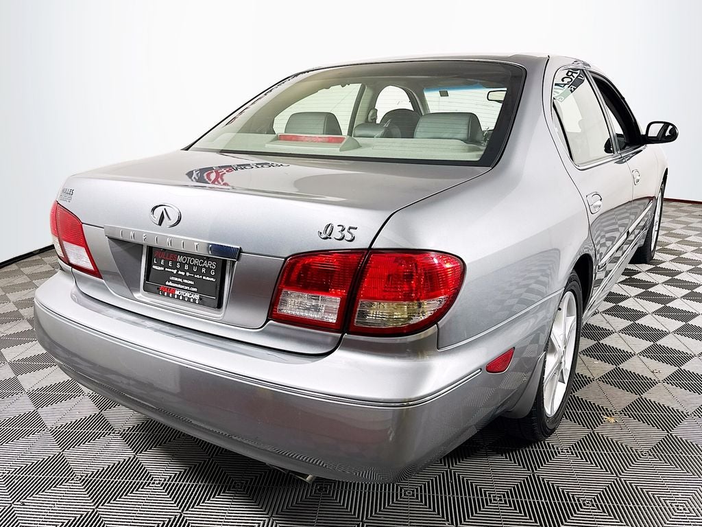 2004 INFINITI I35 Luxury