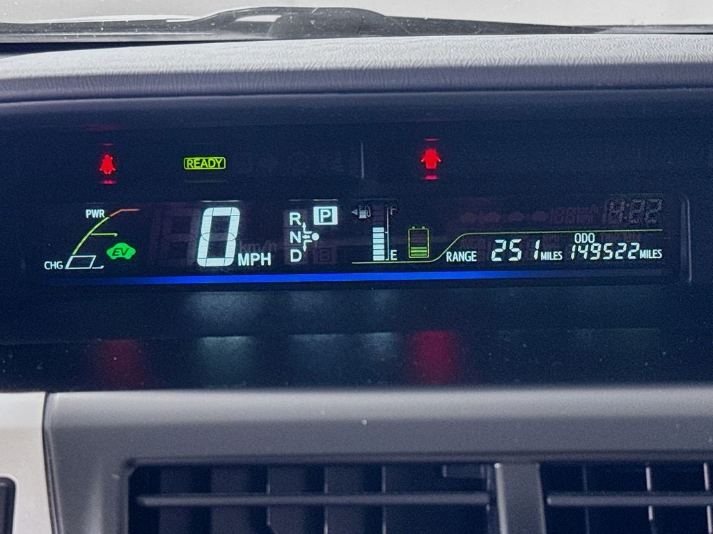 2014 Toyota Prius v Two