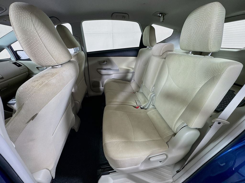 2014 Toyota Prius v Two