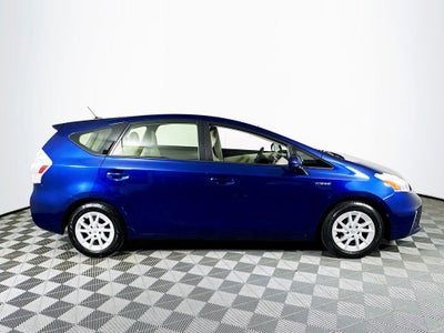 2014 Toyota Prius v Two