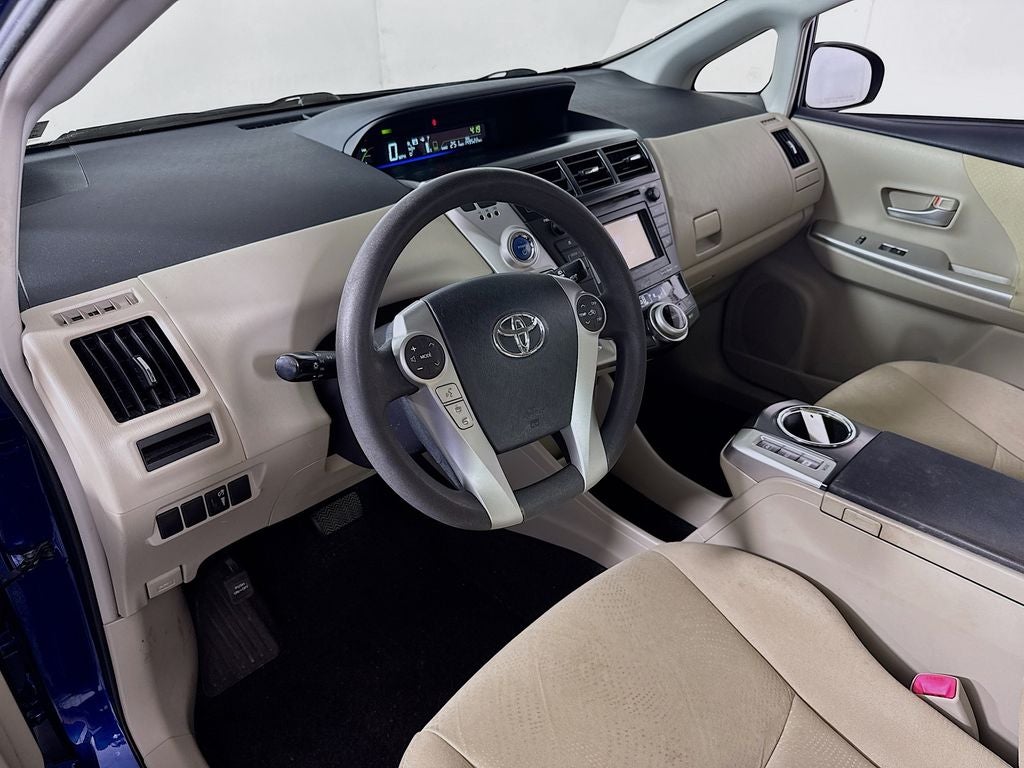 2014 Toyota Prius v Two