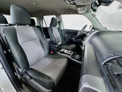 2020 Toyota 4Runner SR5 4WD