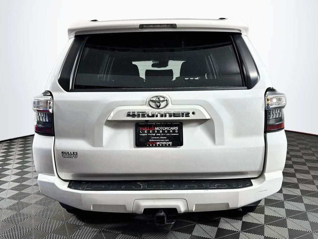 2020 Toyota 4Runner SR5 4WD