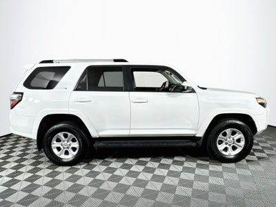 2020 Toyota 4Runner SR5 4WD