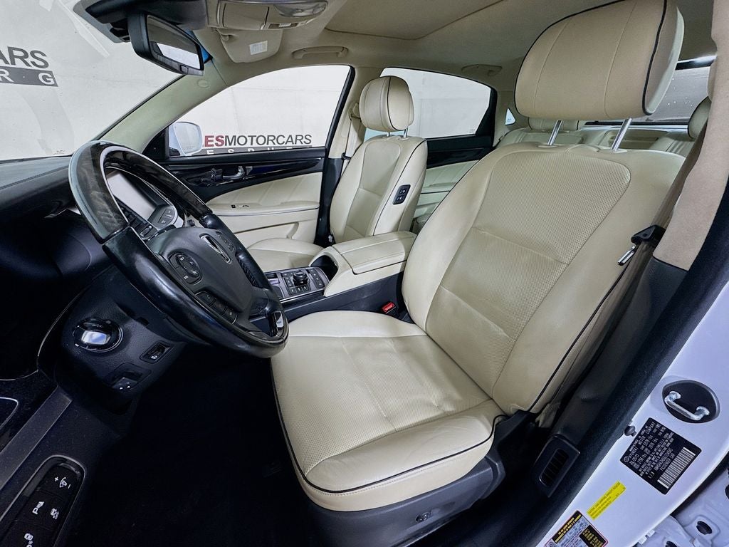 2016 Hyundai Equus Signature