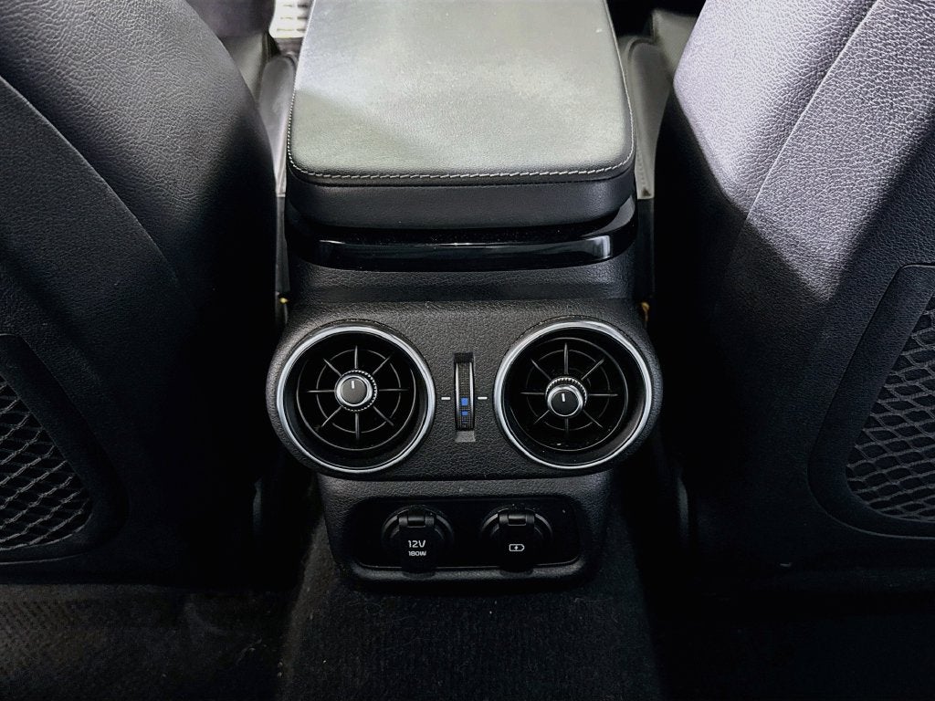 2022 Kia Stinger GT-Line Sun&Sound Package