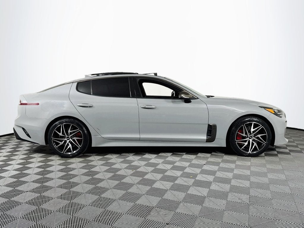 2022 Kia Stinger GT-Line Sun&Sound Package