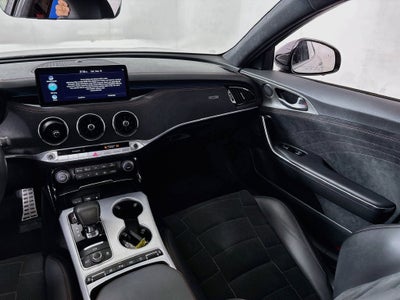 2023 Kia Stinger GT2