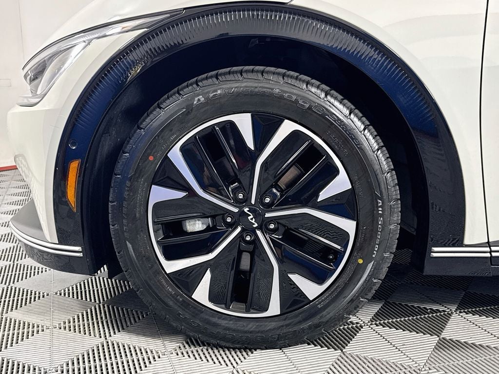 2023 Kia EV6 Wind