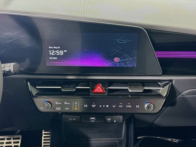 2025 Kia Niro SX Touring