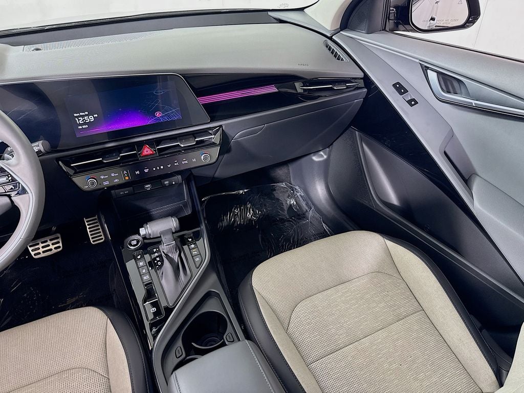 2025 Kia Niro SX Touring