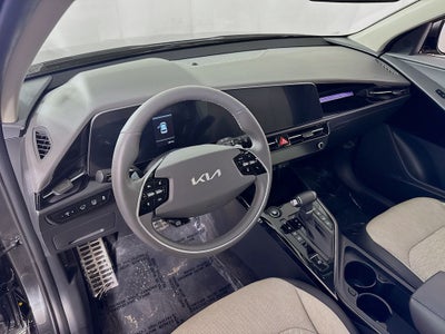 2025 Kia Niro SX Touring