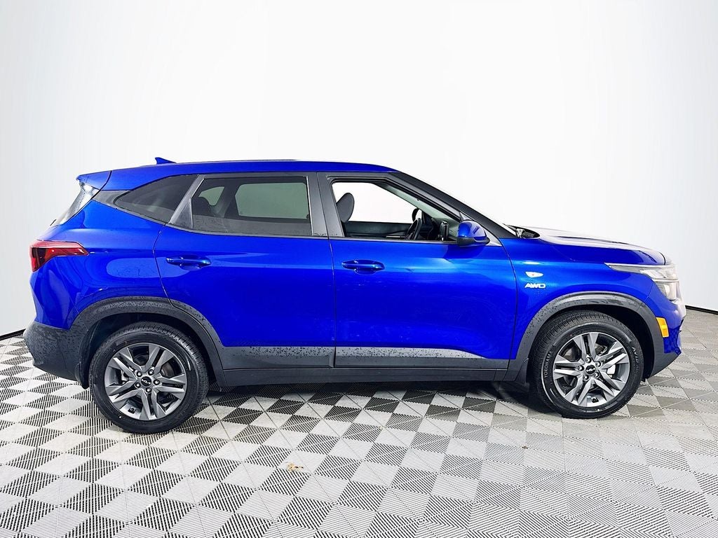 2023 Kia Seltos LX IVT-AWD