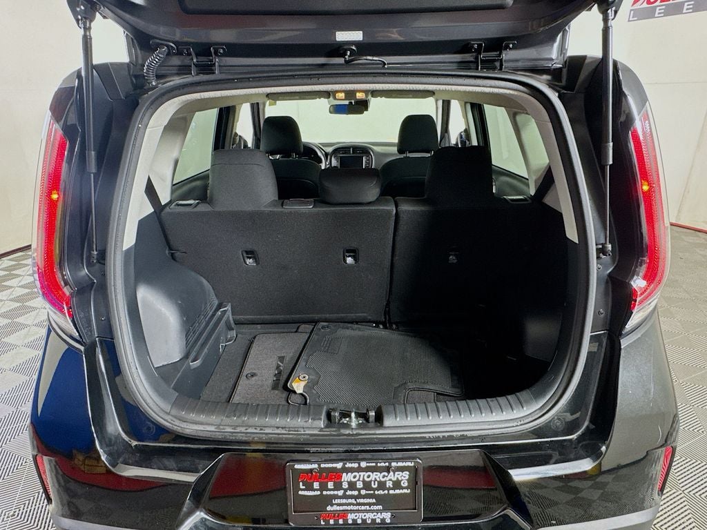 2023 Kia Soul LX Technology Pack