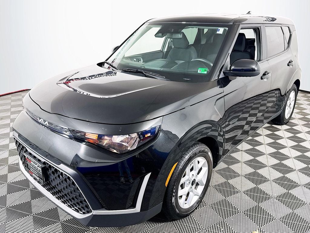 2023 Kia Soul LX Technology Pack