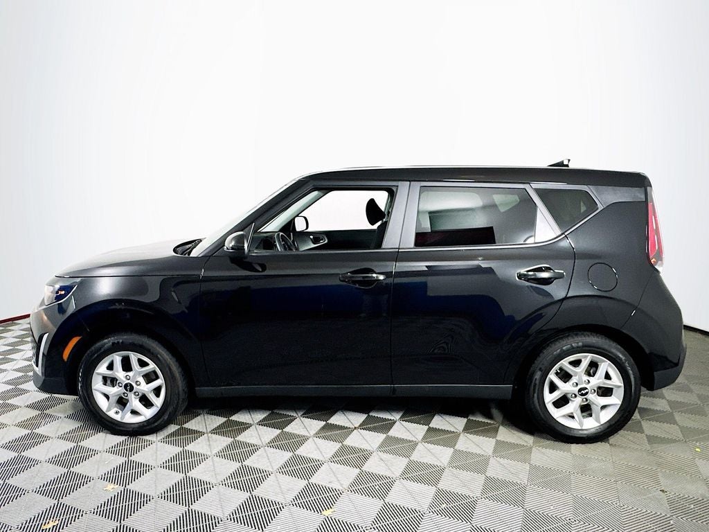 2023 Kia Soul LX Technology Pack