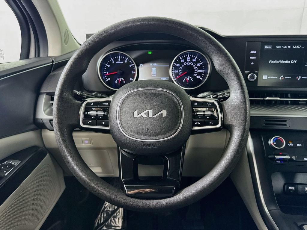 2023 Kia Carnival MPV LX