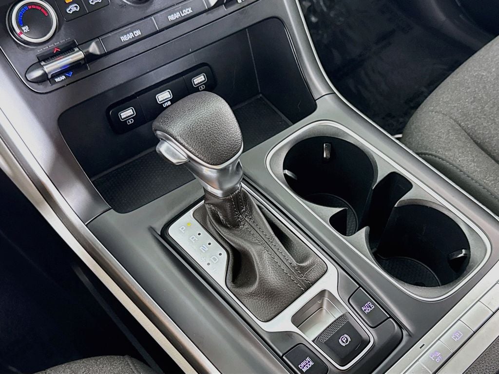 2023 Kia Carnival MPV LX