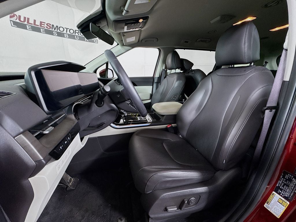 2024 Kia Carnival MPV SX