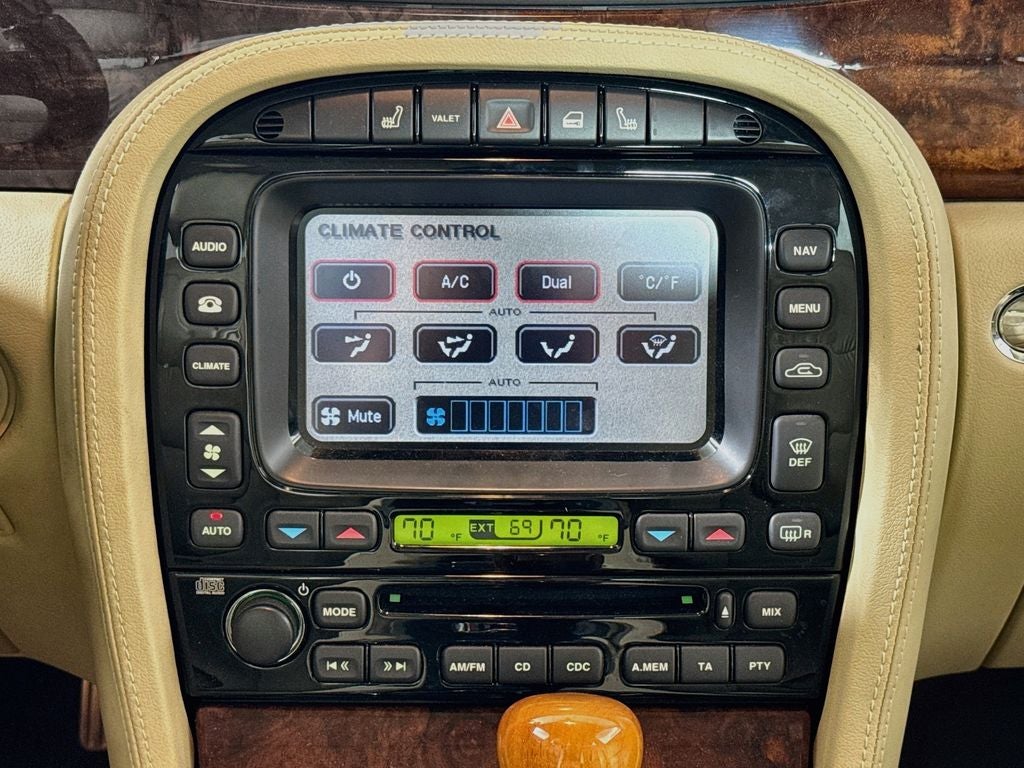 2005 Jaguar XJ Vanden Plas