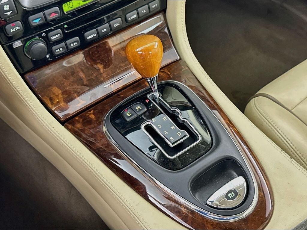 2005 Jaguar XJ Vanden Plas