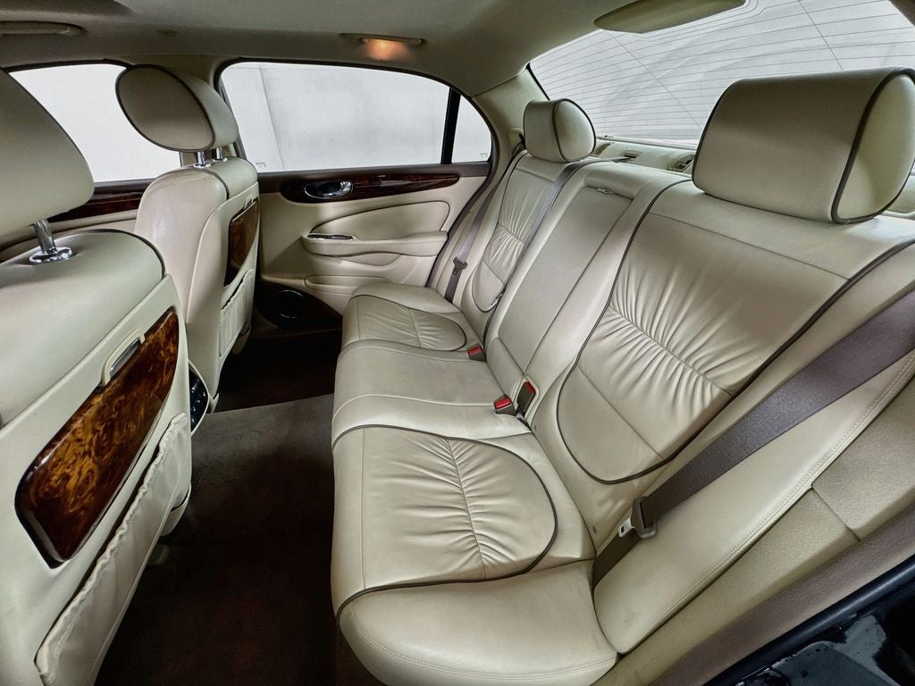 2005 Jaguar XJ Vanden Plas