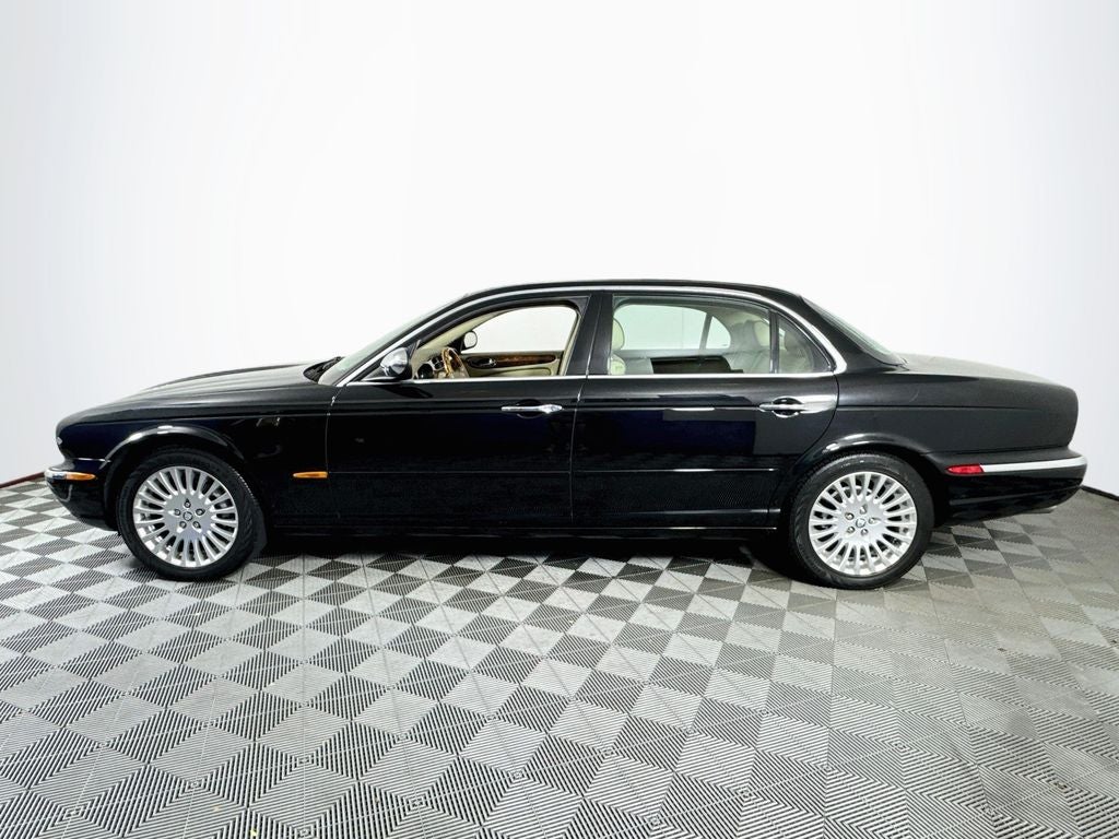 2005 Jaguar XJ Vanden Plas