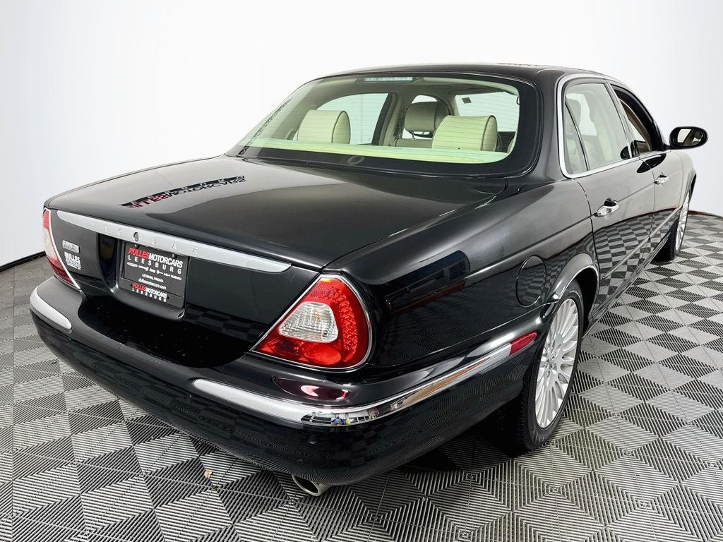 2005 Jaguar XJ Vanden Plas