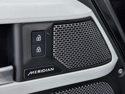 2024 Land Rover Defender X-Dynamic SE