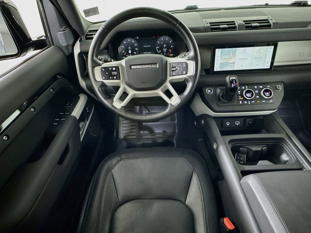 2024 Land Rover Defender X-Dynamic SE